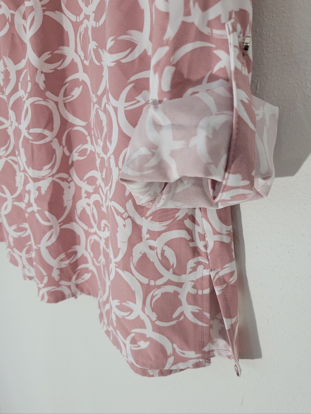 Notation Women Size L Pink and White Circle Print Button-Up Blouse - Picture 7 of 9